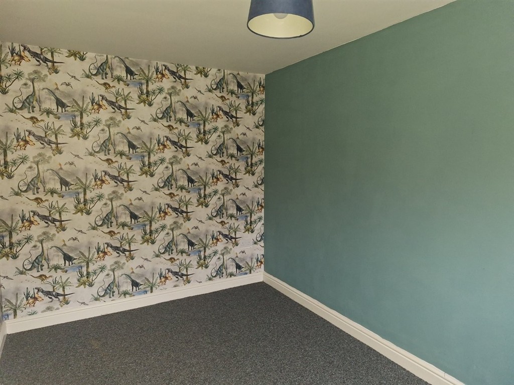 39, Heol Helig, EBBW VALE, Gwent, NP23 4TZ