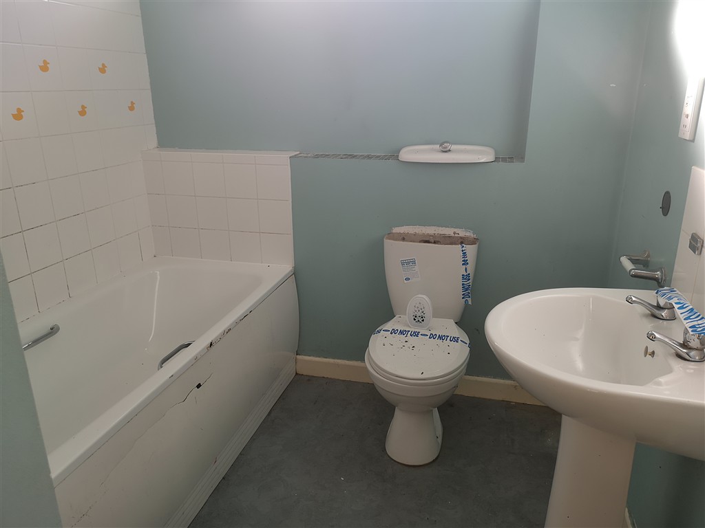 4, Hendra Heights, ST. AUSTELL, Cornwall, PL26 8FZ