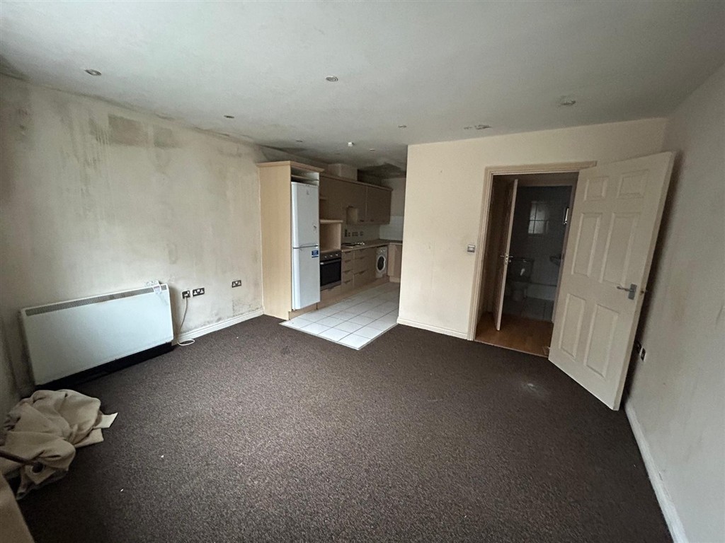 Flat 1, Lapidge House, 5, Coombe Road, KINGSTON UPON THAMES, Surrey, KT2 7AB