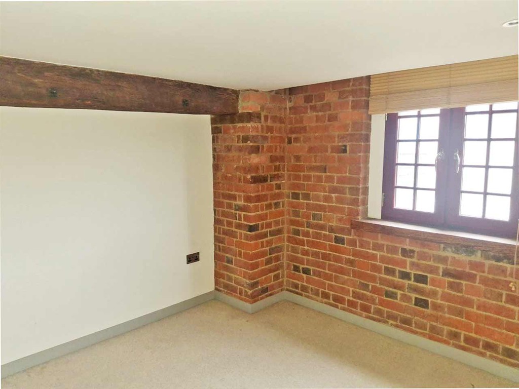 Flat 2, Biddle & Shipton Warehouse, The Docks, GLOUCESTER, Gloucestershire, GL1 2BY