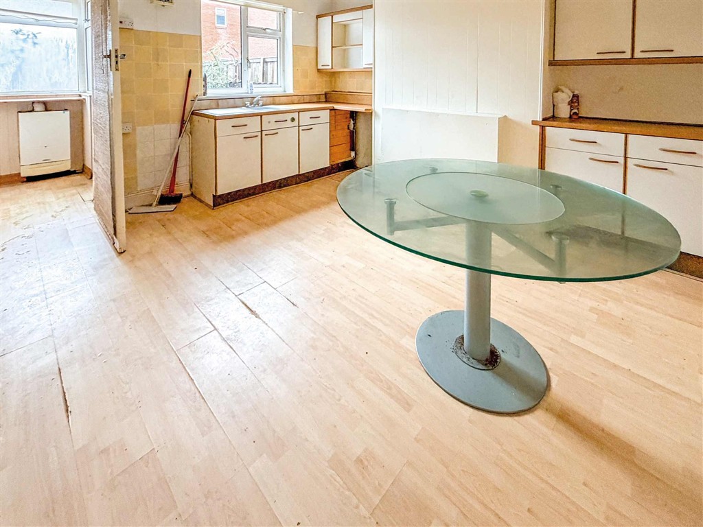 38, Hugh Street, CASTLEFORD, West Yorkshire, WF10 4DS