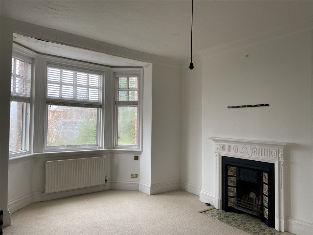 16, Westoe Village, SOUTH SHIELDS, Tyne and Wear, NE33 3EB