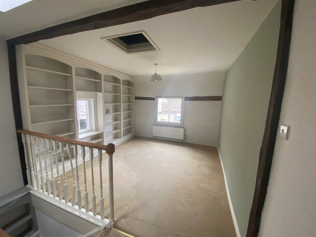 50, High Street, PEWSEY, Wiltshire, SN9 5AQ