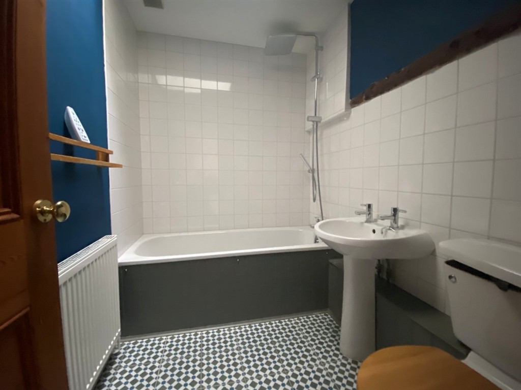 50, High Street, PEWSEY, Wiltshire, SN9 5AQ