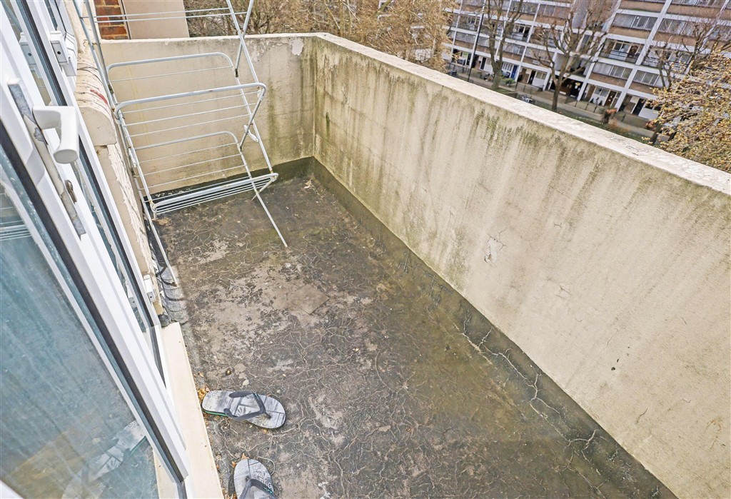 130 Wellesley Court, Maida Vale, London, W9 1RN