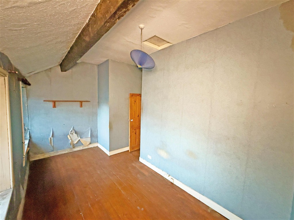 10, Miry Lane, HOLMFIRTH, West Yorkshire, HD9 7RY