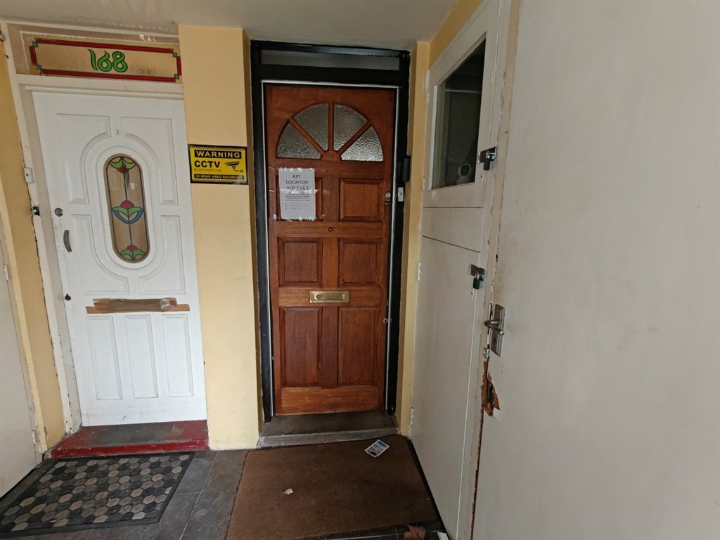 166, Belgrave Walk, MITCHAM, Surrey, CR4 3QE