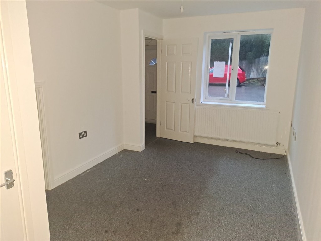 7, Lodge Court, TELFORD, Shropshire, TF2 7SE