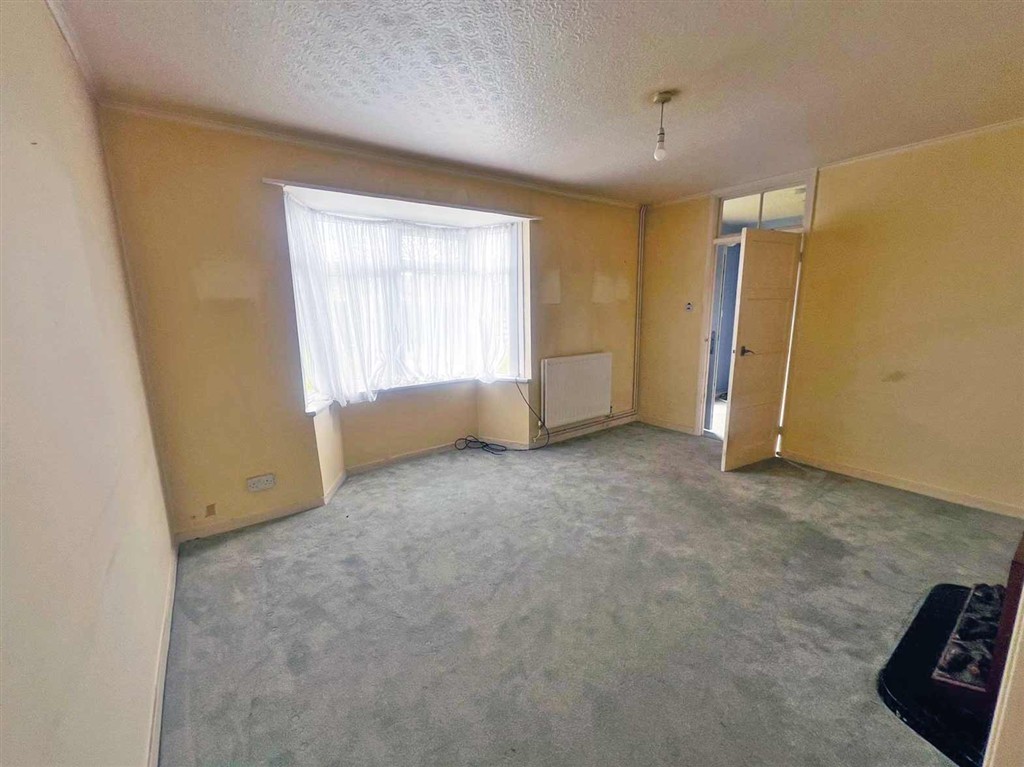 45, Stuart Way, WINDSOR, Berkshire, SL4 5LR
