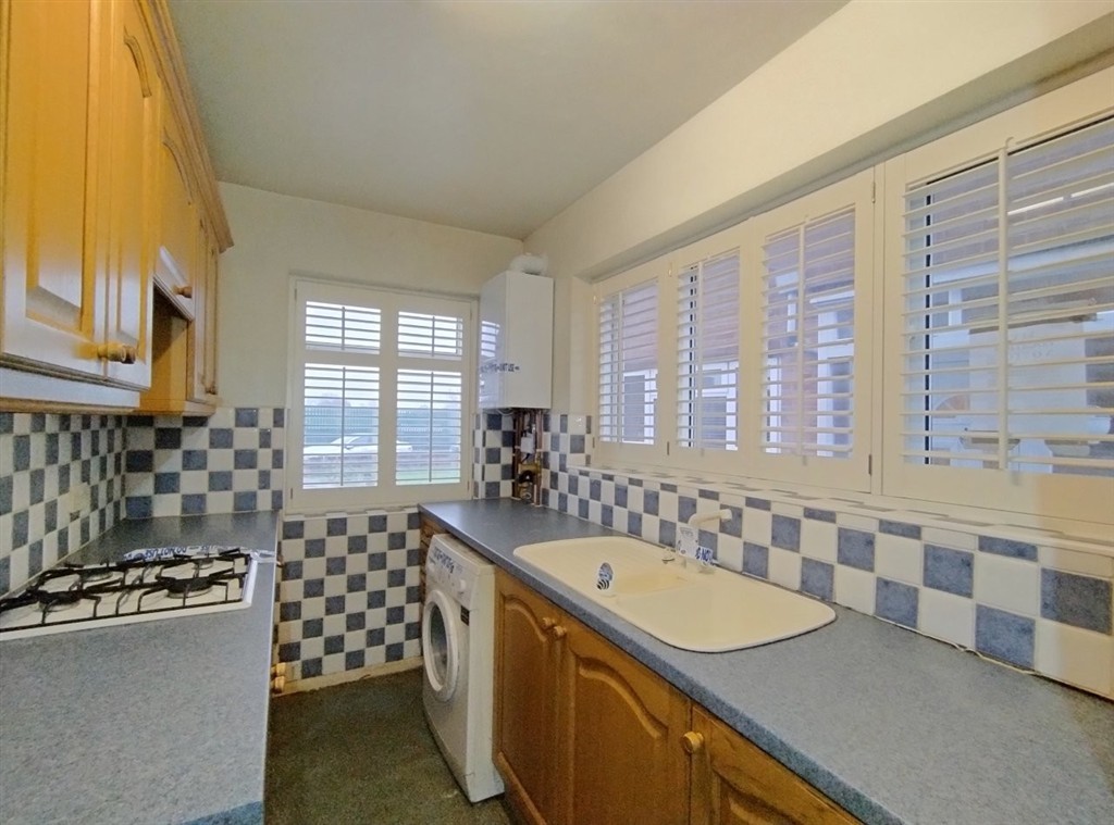 17, Starch House Lane, ILFORD, Essex, IG6 1PU