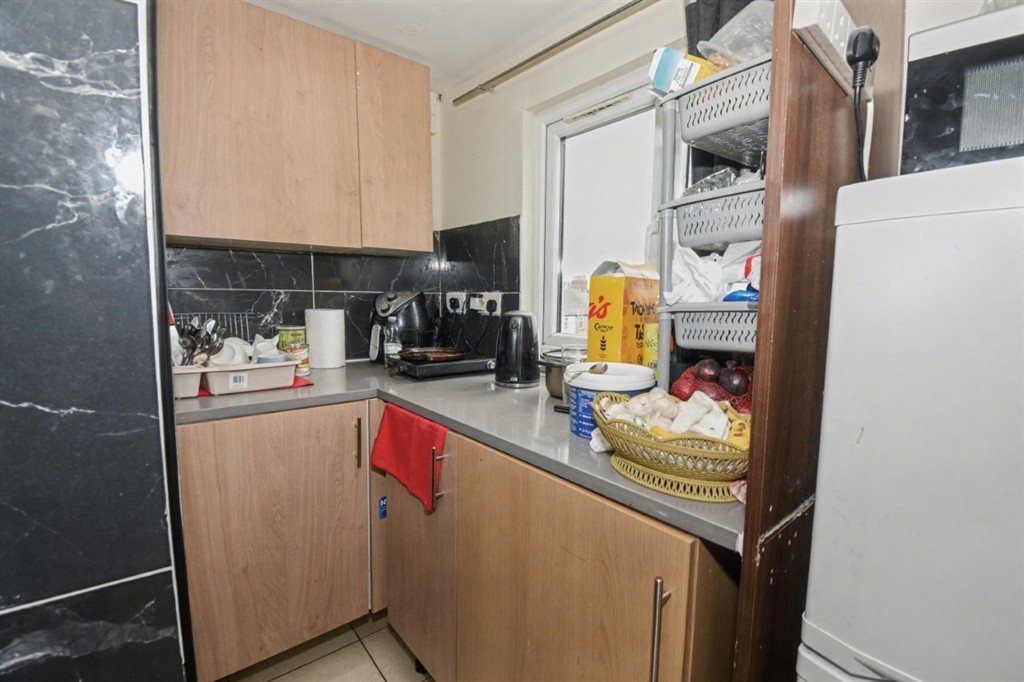 58, Lea Road, SOUTHALL, Middlesex, UB2 5QA