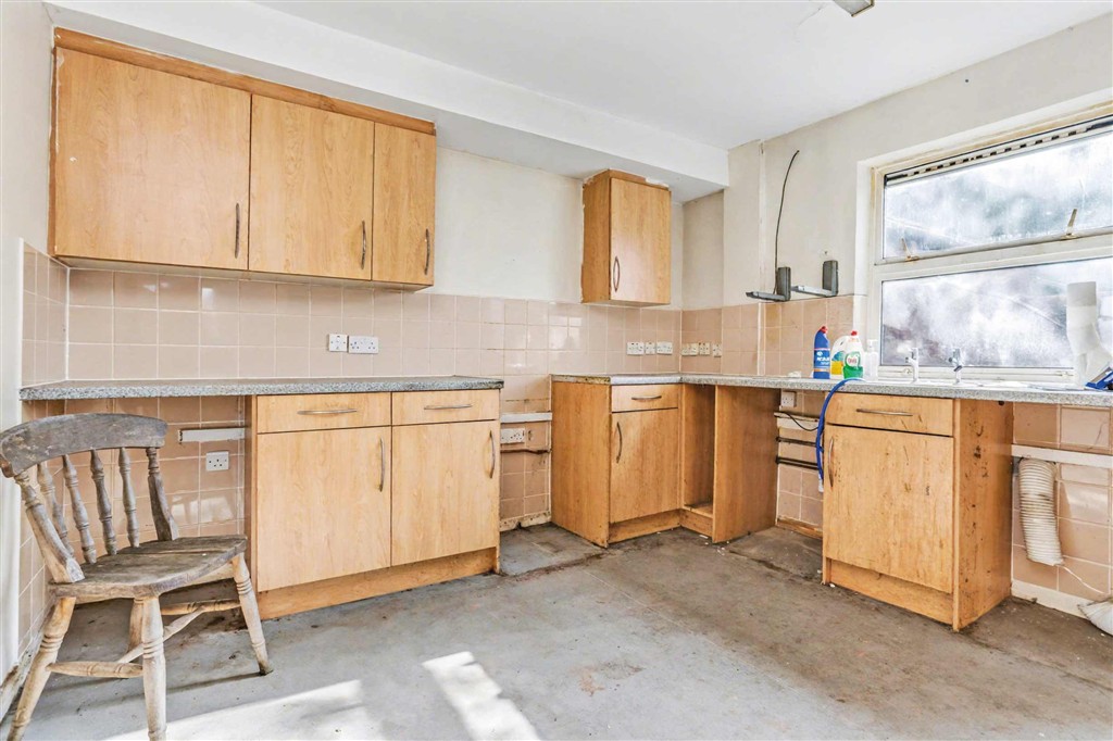 29, Ansell Road, DORKING, Surrey, RH4 1QN