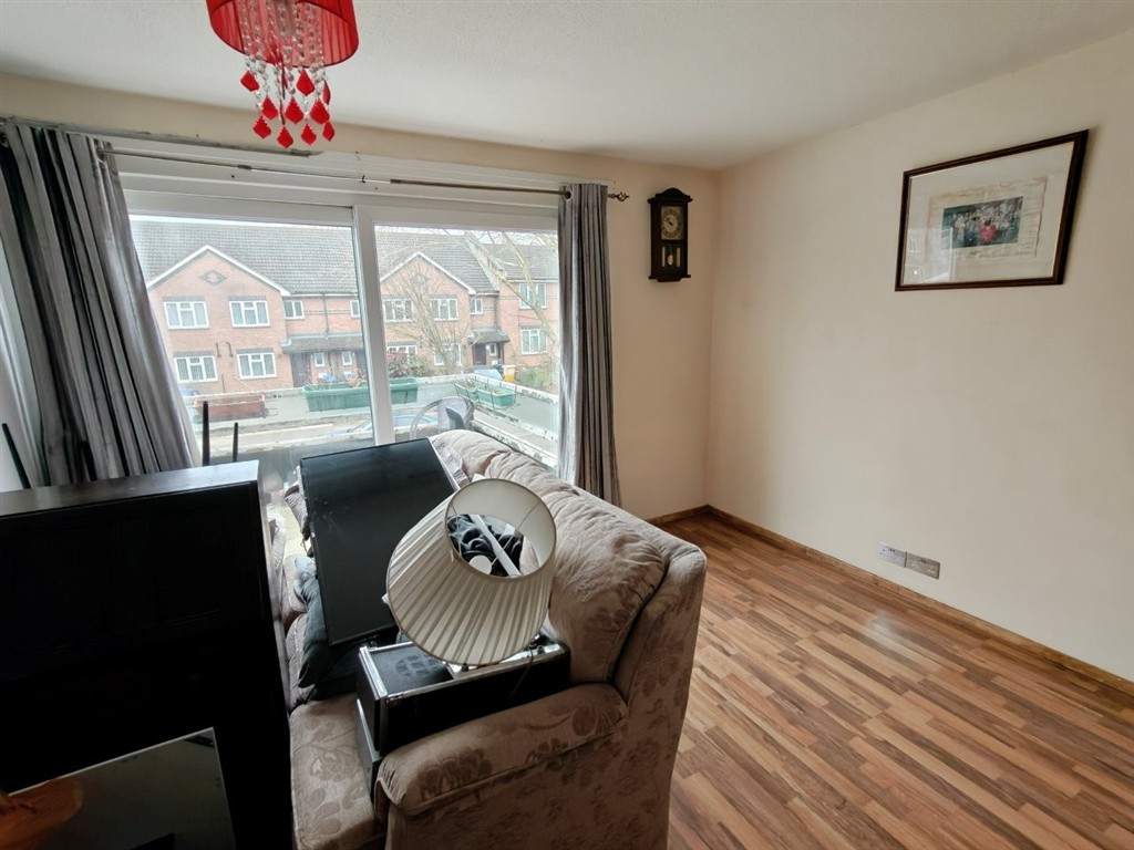 166, Belgrave Walk, MITCHAM, Surrey, CR4 3QE