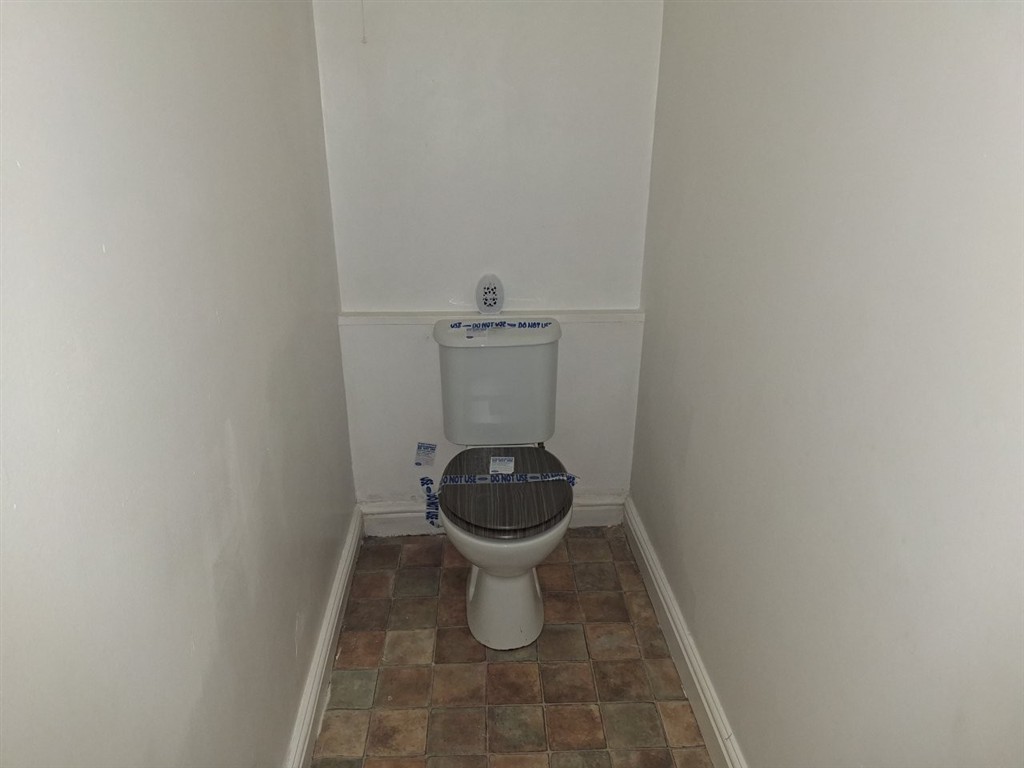 39, Heol Helig, EBBW VALE, Gwent, NP23 4TZ