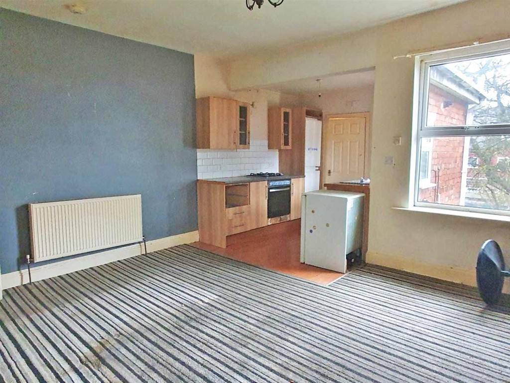 Flat 2, 35, Gardens Lane, DONCASTER, South Yorkshire, DN12 3JX