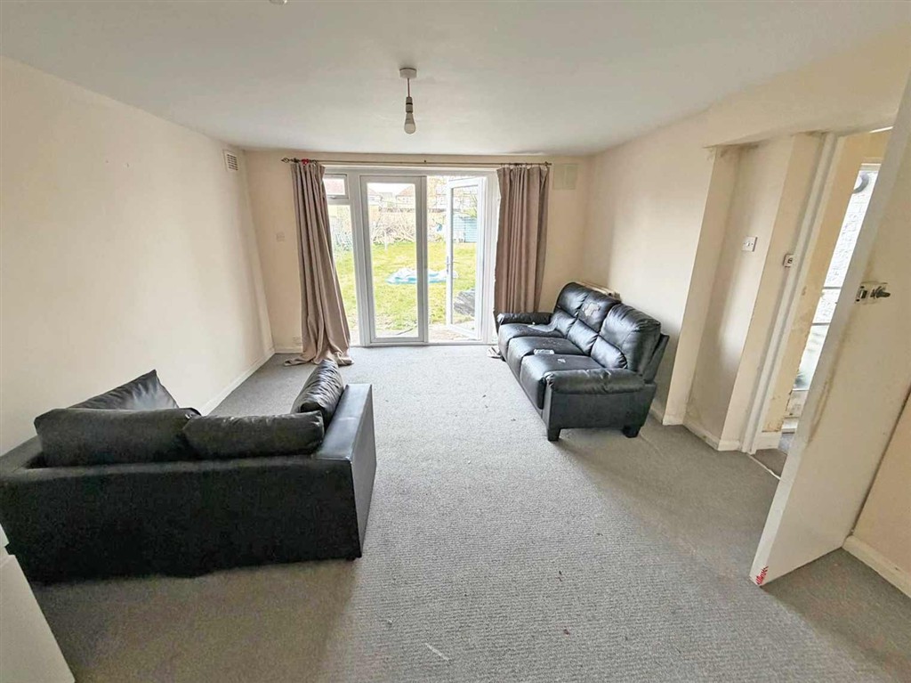 Flat B, 28, Hibernia Road, HOUNSLOW, Middlesex, TW3 3RY