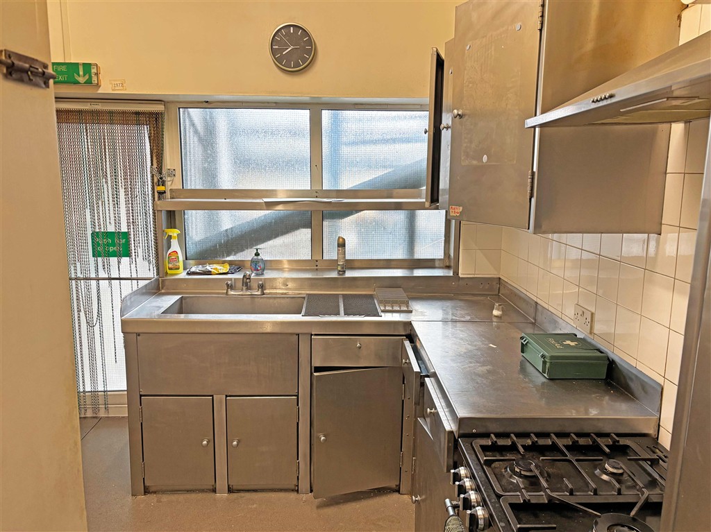 Bliss House, 23, Cobham Road, WESTCLIFF-ON-SEA, Essex, SS0 8EG