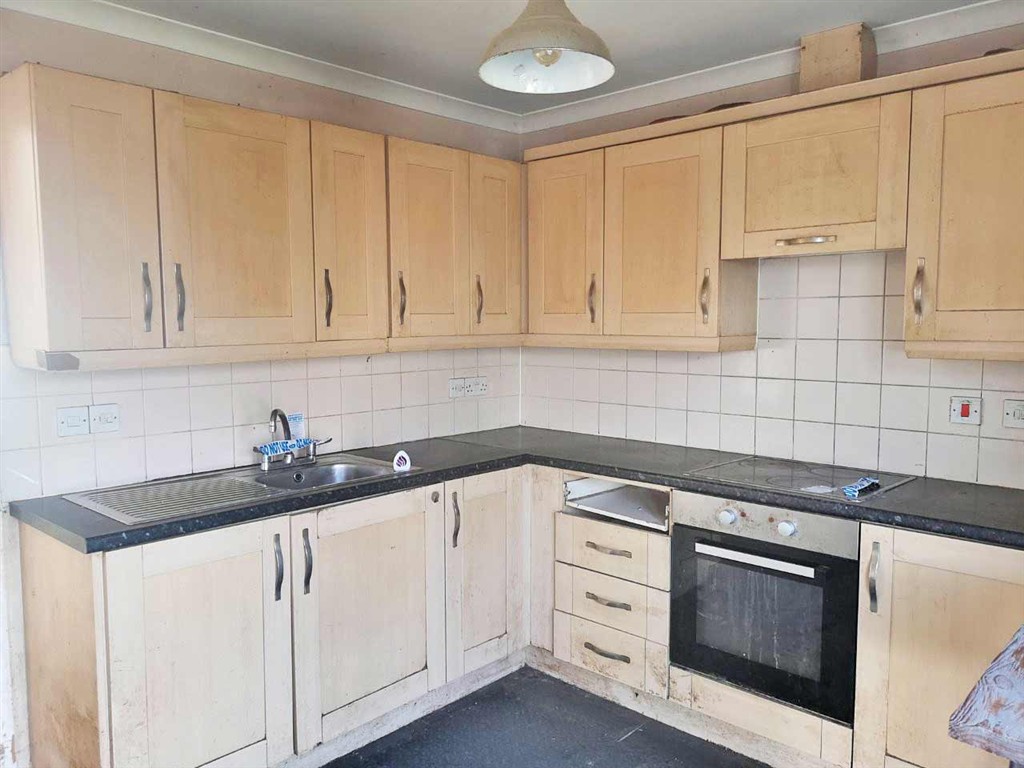 4, Hendra Heights, ST. AUSTELL, Cornwall, PL26 8FZ