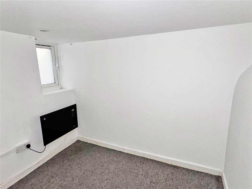 Flat 1, 34, The Polygon, SOUTHAMPTON, Hampshire, SO15 2BN
