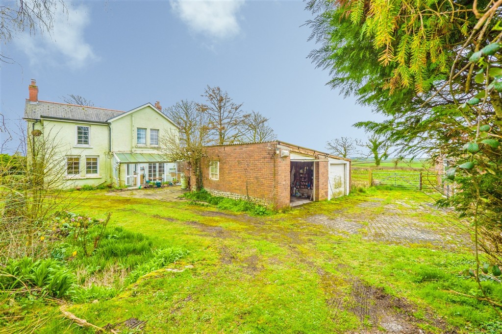 Bryn-y-Fro, Vale of Glamorgan, COWBRIDGE, South Glamorgan, CF71 7NS