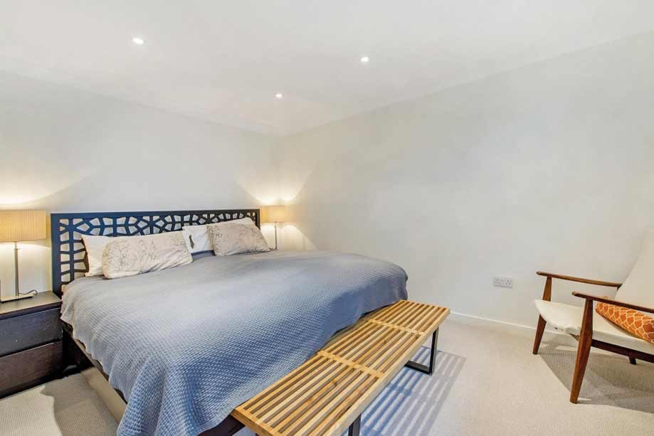 Flat B, 210, Merton Road, WANDSWORTH, London, SW18 5SW