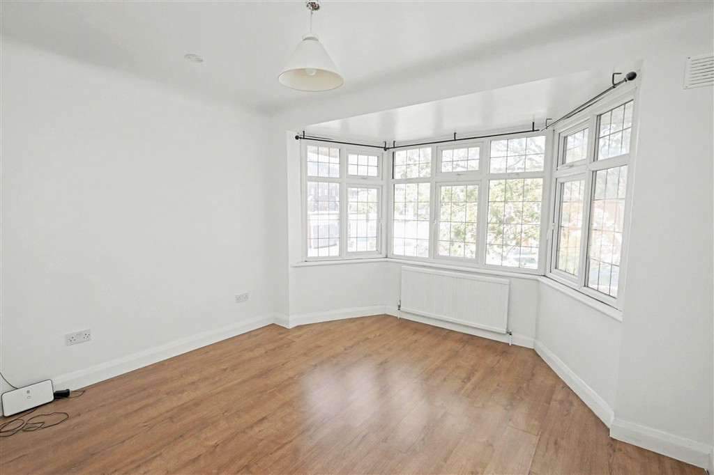 Flat 4, Woodfield Lodge, Woodfield Avenue, LONDON, London, NW9 6PS