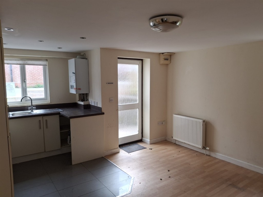 Flat 1, 5 Market Mews,, Market Street, CINDERFORD, Gloucestershire, GL14 2RT