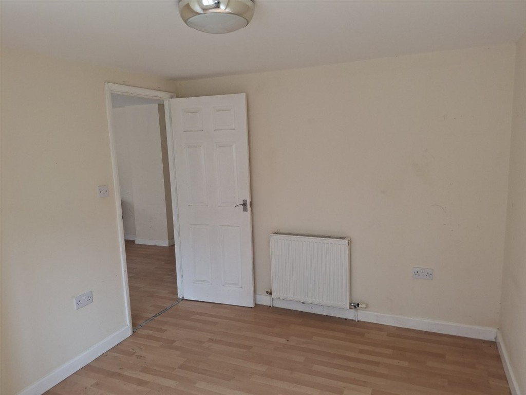 Flat 1, 5 Market Mews,, Market Street, CINDERFORD, Gloucestershire, GL14 2RT