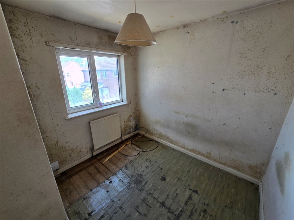 15, Windsor Avenue, MANCHESTER, Lancashire, M27 8QB
