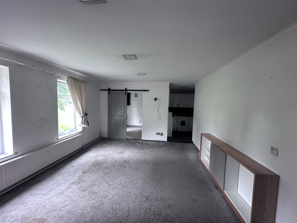 57, Lime Grove, MATLOCK, Derbyshire, DE4 2GS