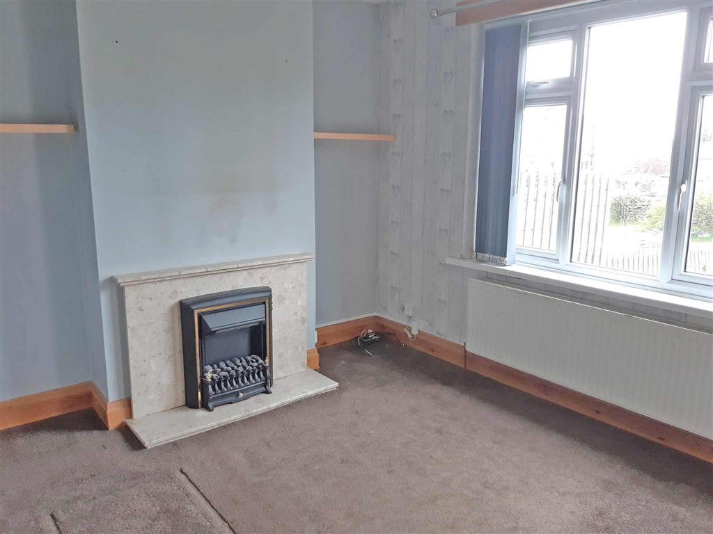 52, Paddock Road, HUDDERSFIELD, West Yorkshire, HD8 0TW