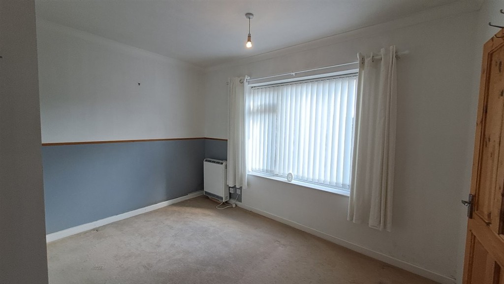 Flat 9, Farm Court, Farm Road, BURTON-ON-TRENT, Staffordshire, DE13 0XQ