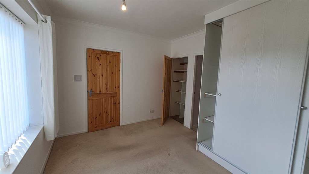 Flat 9, Farm Court, Farm Road, BURTON-ON-TRENT, Staffordshire, DE13 0XQ