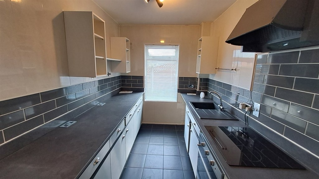 Flat 9, Farm Court, Farm Road, BURTON-ON-TRENT, Staffordshire, DE13 0XQ