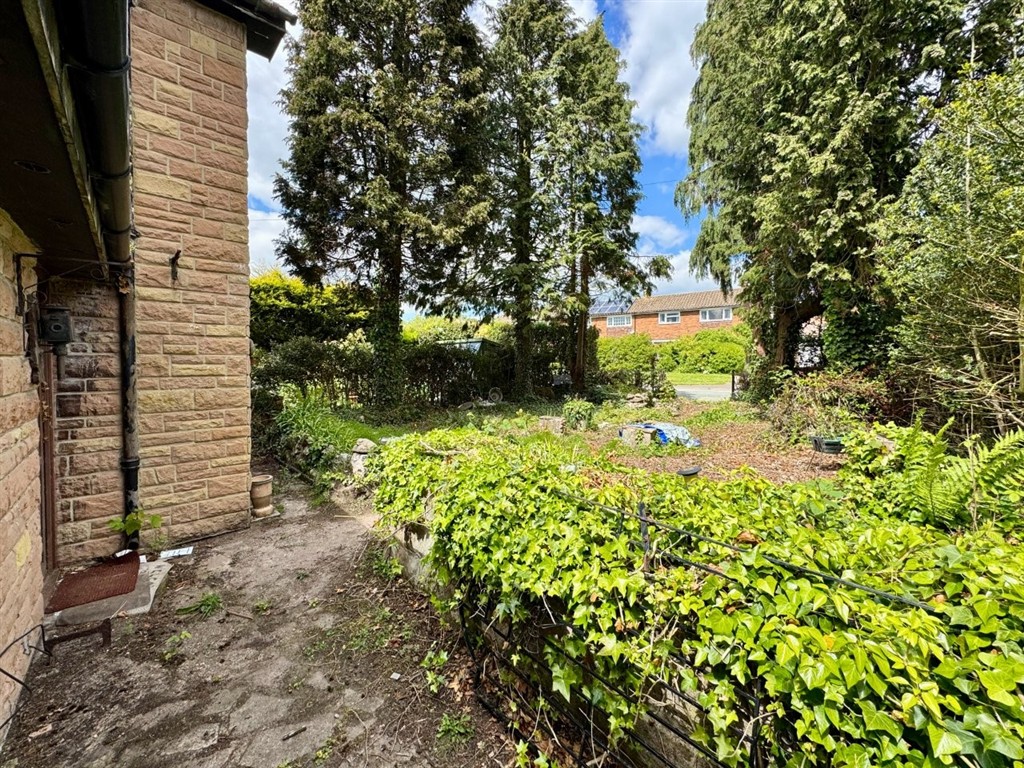 Clifton Cottage, Main Road, STAFFORD, Staffordshire, ST17 0XE
