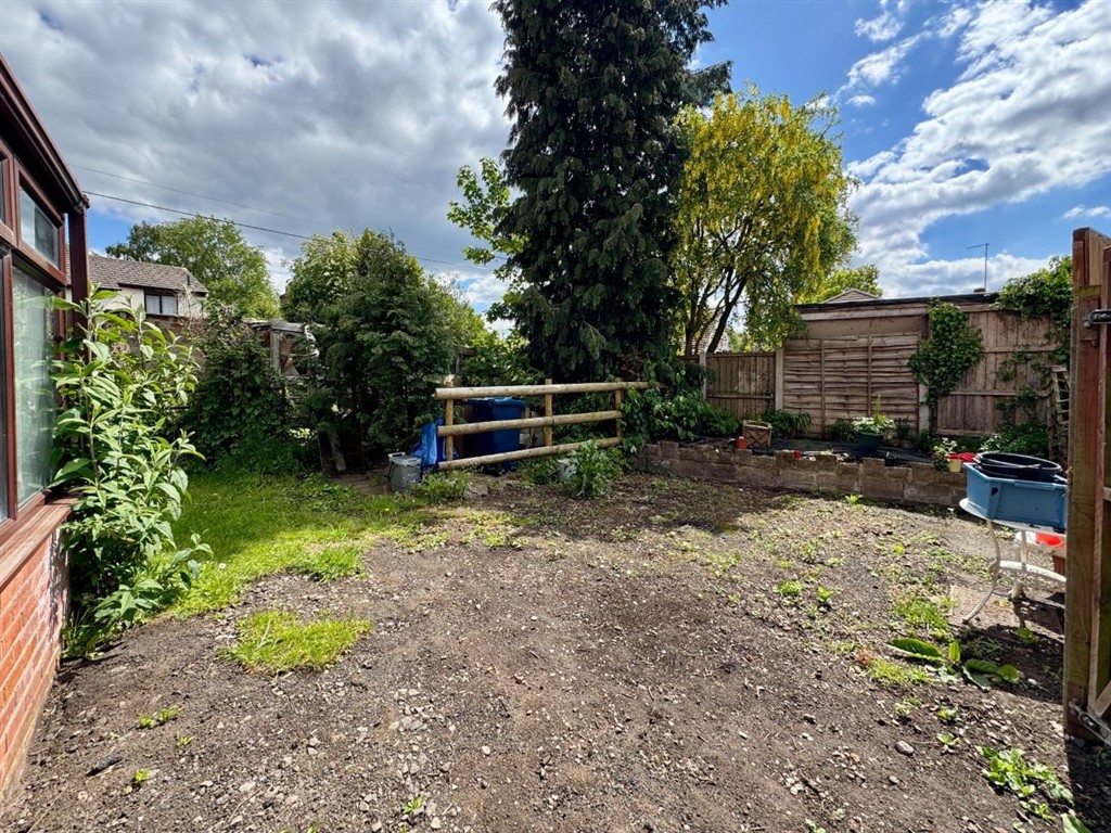 Clifton Cottage, Main Road, STAFFORD, Staffordshire, ST17 0XE
