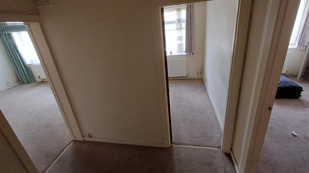 Flat F, Heather Court, 150, Leigham Court Road, London, SW16 2RJ