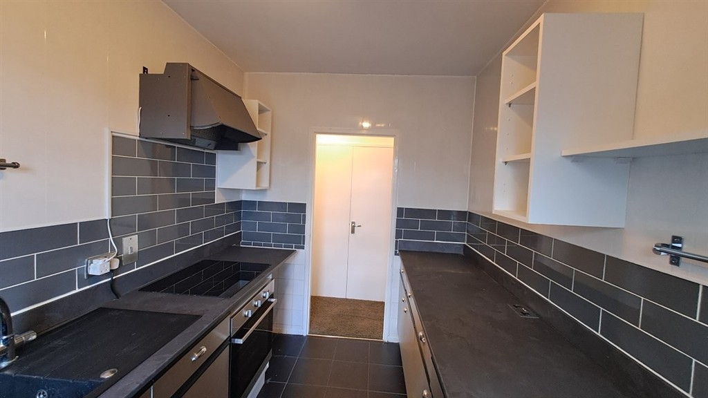 Flat 9, Farm Court, Farm Road, BURTON-ON-TRENT, Staffordshire, DE13 0XQ