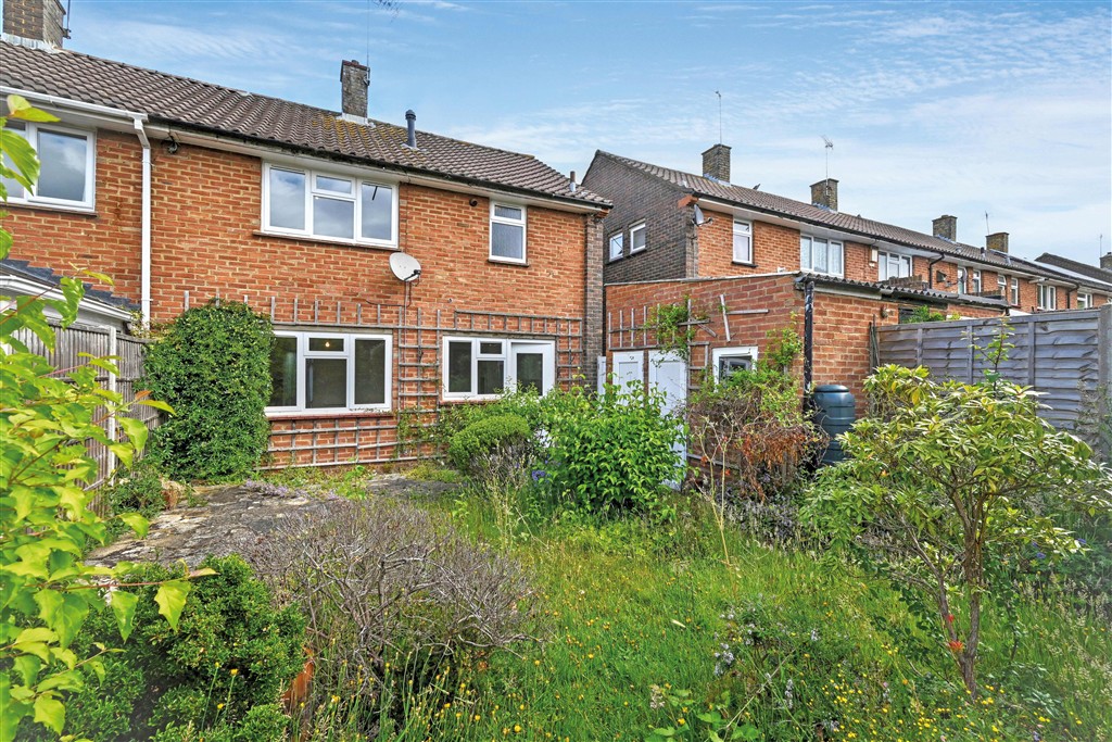 12, Lily Hill Road, BRACKNELL, Berkshire, RG12 2SN