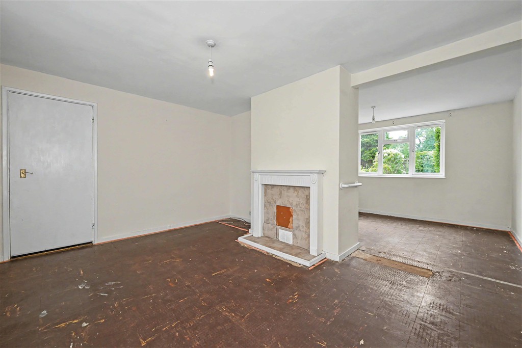12, Lily Hill Road, BRACKNELL, Berkshire, RG12 2SN
