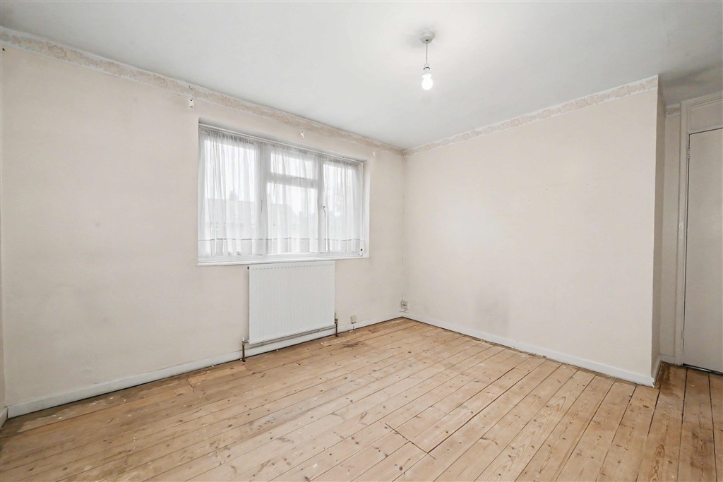 12, Lily Hill Road, BRACKNELL, Berkshire, RG12 2SN