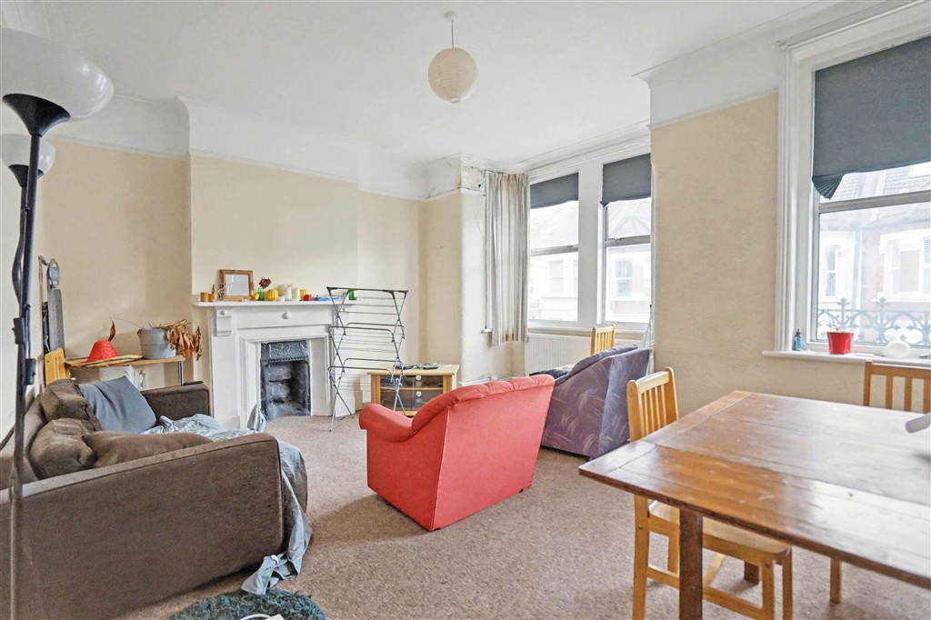 100, Elspeth Road, London, SW11 1DR