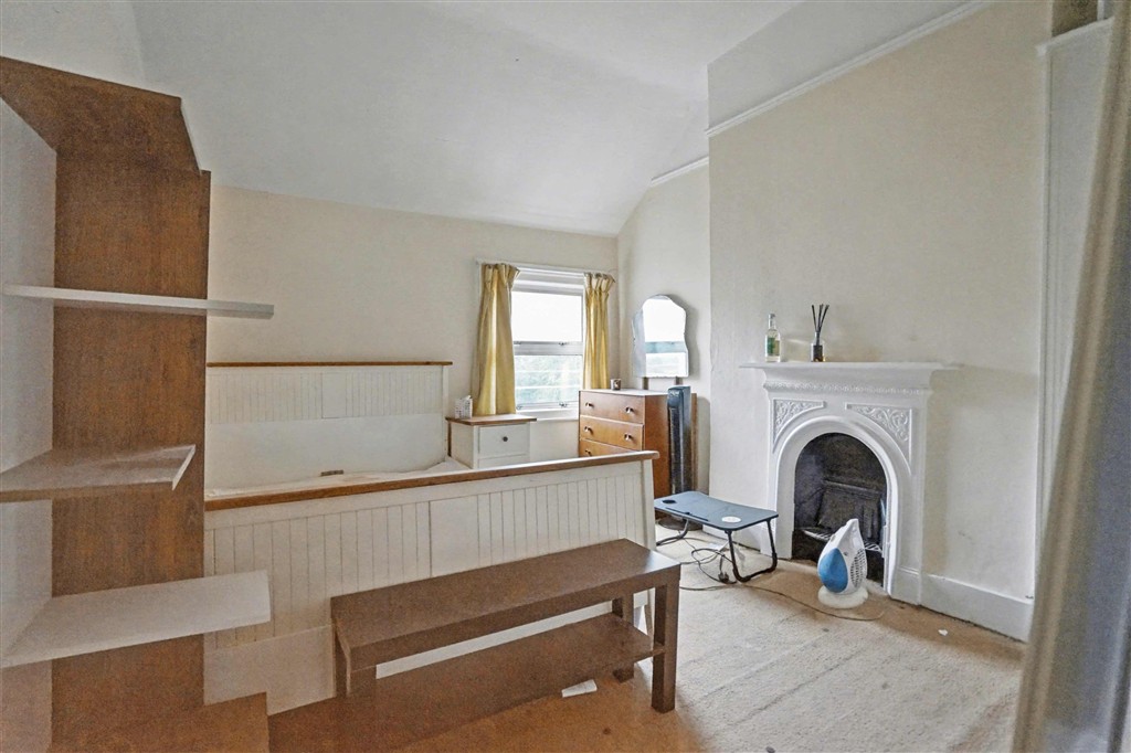 100, Elspeth Road, London, SW11 1DR