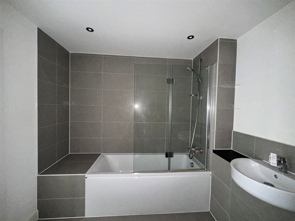 Flat 55, Echo Court 152-174, Northolt Road, HARROW, Middlesex, HA2 0FU