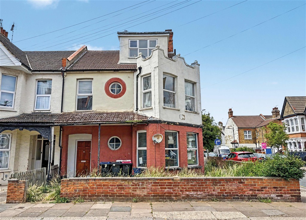 57 Cranley Rd, Westcliff-on-Sea, Southend-on-Sea, Westcliff-on-Sea SS0 8AJ