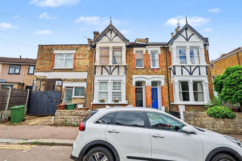 39 Church Hill Rd, London E17 9RX