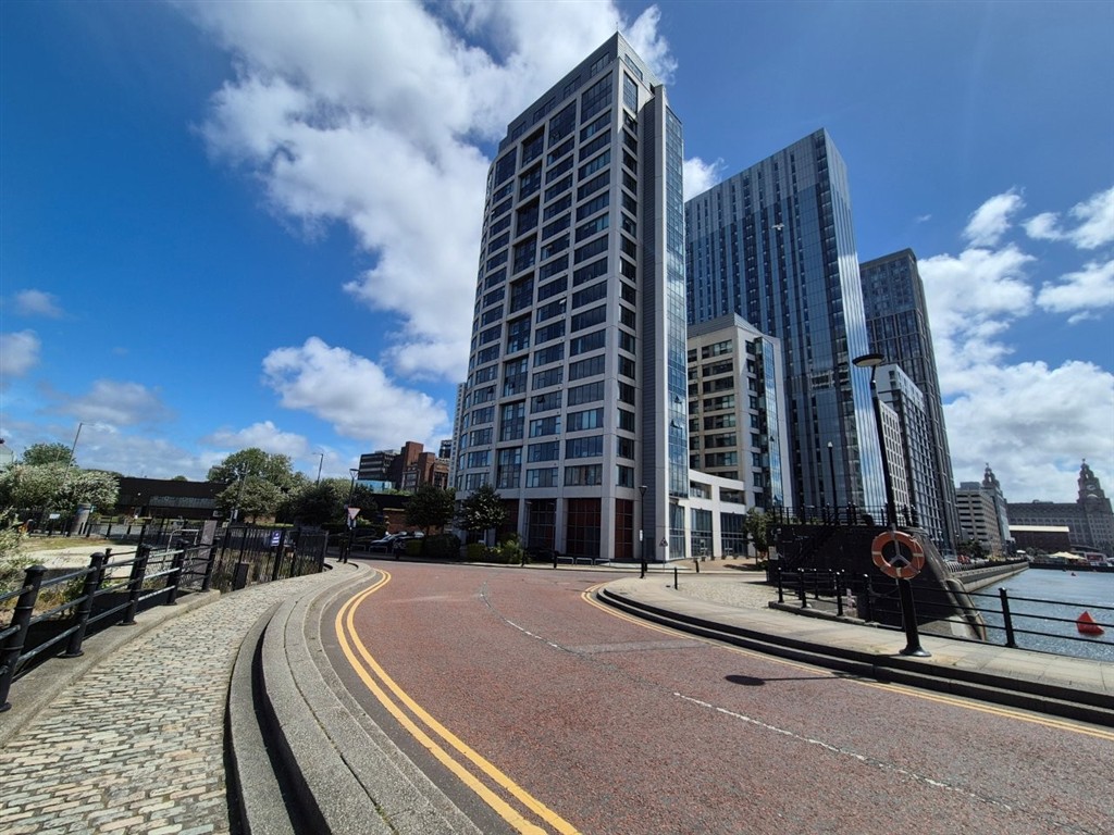 19, 1 William Jessop Way, Liverpool L3 1DJ