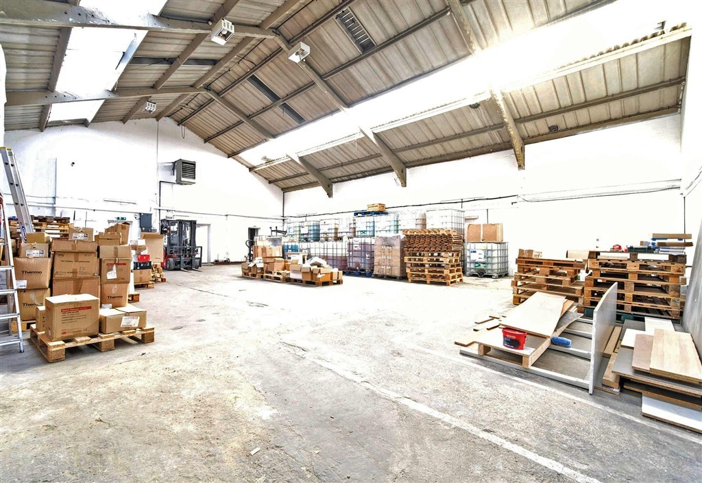 Unit 9, Capital Industrial Estate, Crabtree Manorway South, BELVEDERE, Kent, DA17 6BJ