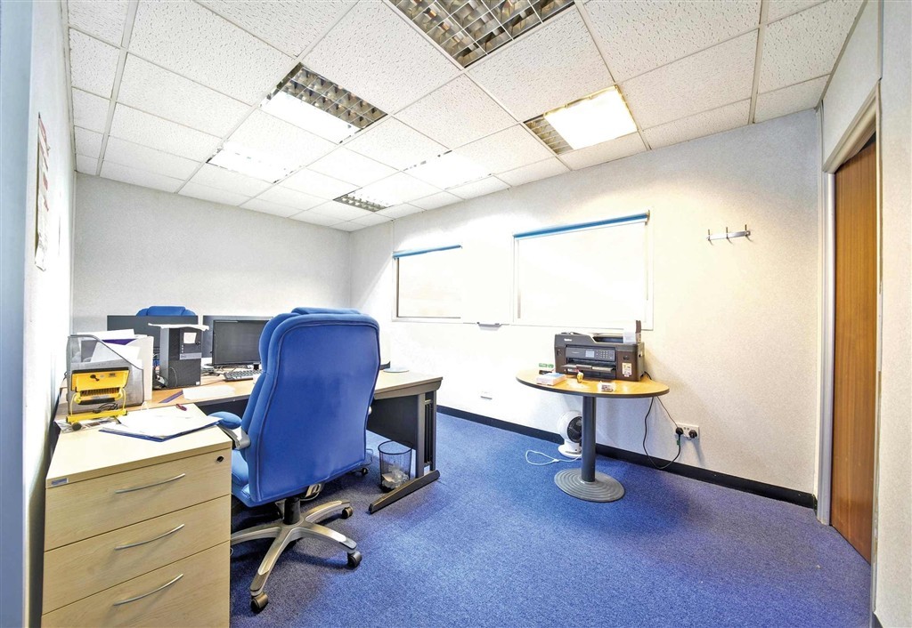 Unit 9, Capital Industrial Estate, Crabtree Manorway South, BELVEDERE, Kent, DA17 6BJ