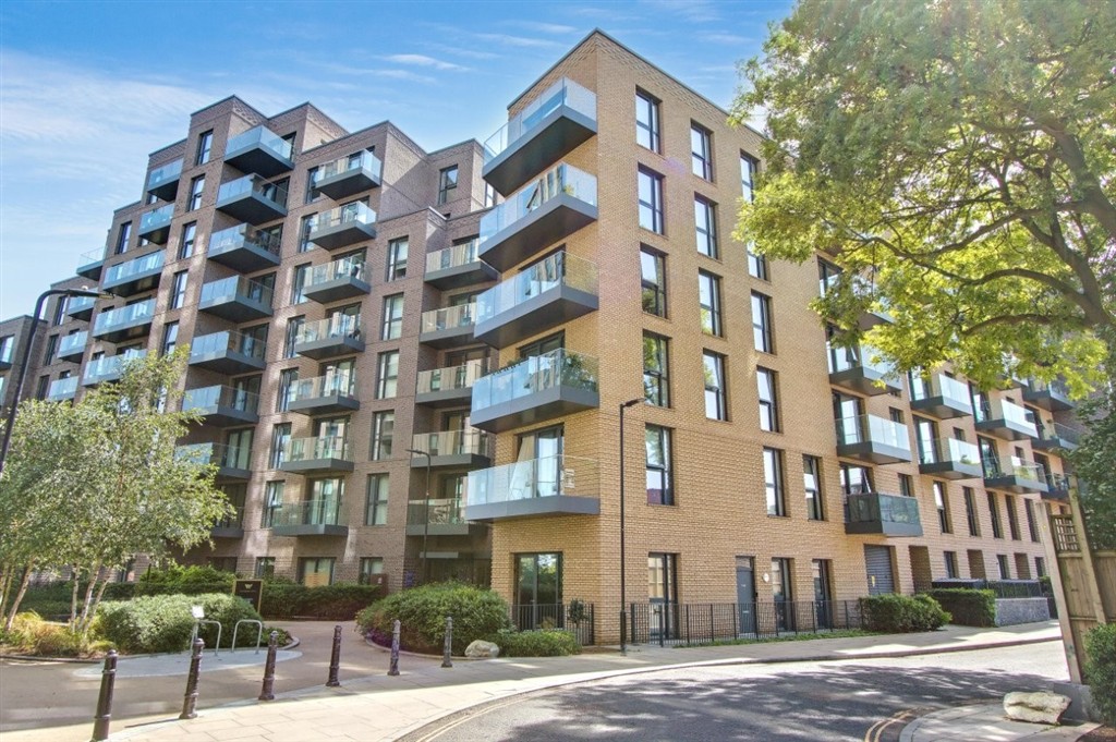 Flat 195, Willowbrook House, Coster Avenue, WOODBERRY DOWN, London, N4 2ZB